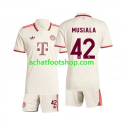 Maillot Bayern Munich Musiala 42 3ème Tenue pour Enfant 2024-2025 Manche Courte Maillot Bayern Munich Musiala 42 3ème Tenue pour Enfant 2024-2025 Manche Courte