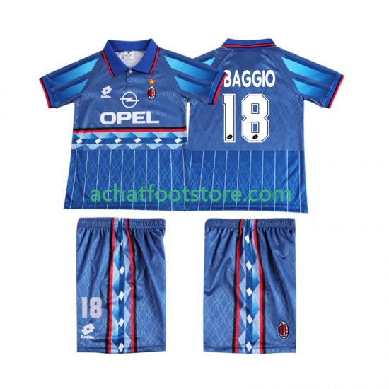 Maillot AC Milan BAGGIO 18 Rétro Extérieur Tenue pour Enfant 1995 1996 Manche Courte