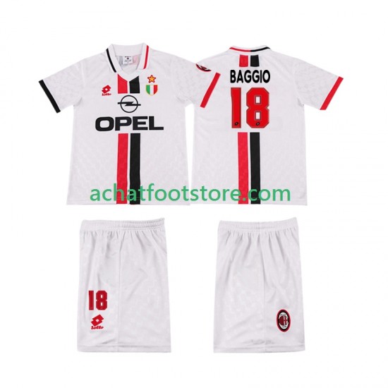 Maillot AC Milan BAGGIO 18 Rétro Extérieur Tenue pour Enfant 1996 2004 Manche Courte
