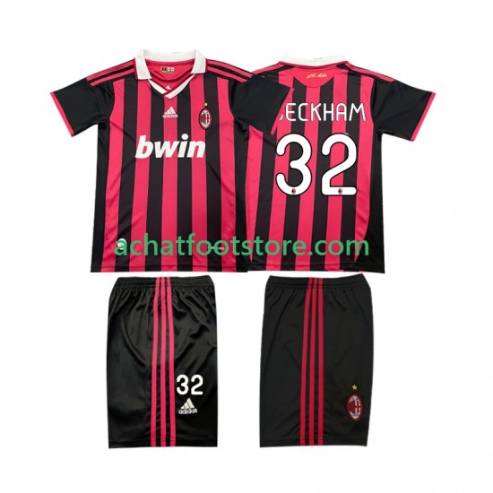 Maillot AC Milan BECKHAM 32 Rétro Domicile Tenue pour Enfant 2009 2010 Manche Courte