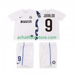 Maillot Inter Milan Ronaldo 9 Rétro Extérieur Tenue pour Enfant 2010 2011 Manche Courte