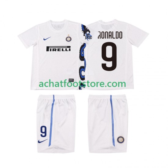 Maillot Inter Milan Ronaldo 9 Rétro Extérieur Tenue pour Enfant 2010 2011 Manche Courte