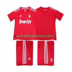 Maillot Real Madrid Rétro 3ème Tenue pour Enfant 2011 2012 Manche Courte Maillot Real Madrid Rétro 3ème Tenue pour Enfant 2011 2012 Manche Courte