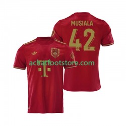 Maillot Bayern Munich Jamal Musiala 42 125th Anniversary Red Domicile Tenue pour Homme 2024-2025 Manche Courte Maillot Bayern Munich Jamal Musiala 42 125th Anniversary Red Domicile Tenue pour Homme 2024-2025 Manche Courte