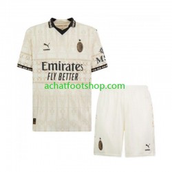 Maillot AC Milan 4ème Tenue pour Enfant 2023-2024 Manche Courte Maillot AC Milan 4ème Tenue pour Enfant 2023-2024 Manche Courte