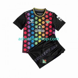 Maillot Real Betis Gardien Domicile Tenue pour Enfant 2023-2024 Manche Courte Maillot Real Betis Gardien Domicile Tenue pour Enfant 2023-2024 Manche Courte