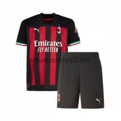 Maillot AC Milan Domicile Tenue pour Enfant 2022-2023 Manche Courte Maillot AC Milan Domicile Tenue pour Enfant 2022-2023 Manche Courte