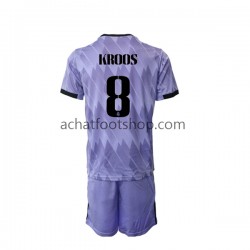 Maillot Real Madrid Toni Kroos 8 Extérieur Tenue pour Enfant 2022-2023 Manche Courte Maillot Real Madrid Toni Kroos 8 Extérieur Tenue pour Enfant 2022-2023 Manche Courte