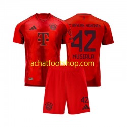 Maillot Bayern Munich Jamal Musiala 42 Domicile Tenue pour Enfant 2024-2025 Manche Courte Maillot Bayern Munich Jamal Musiala 42 Domicile Tenue pour Enfant 2024-2025 Manche Courte