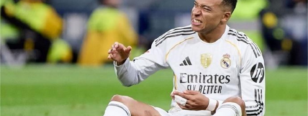 Kylian Mbappé a été victime d'un choc violent qui lui a fracturé l'arcade sourcilière.